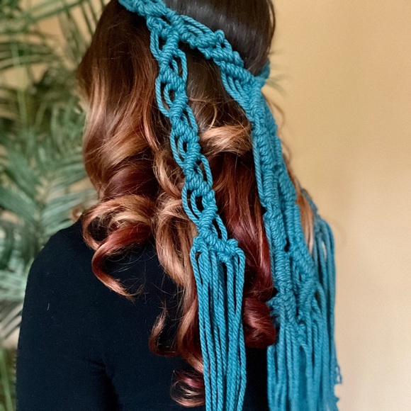 Handmade Macramé Hair Accessory - Picture 2 of 2
